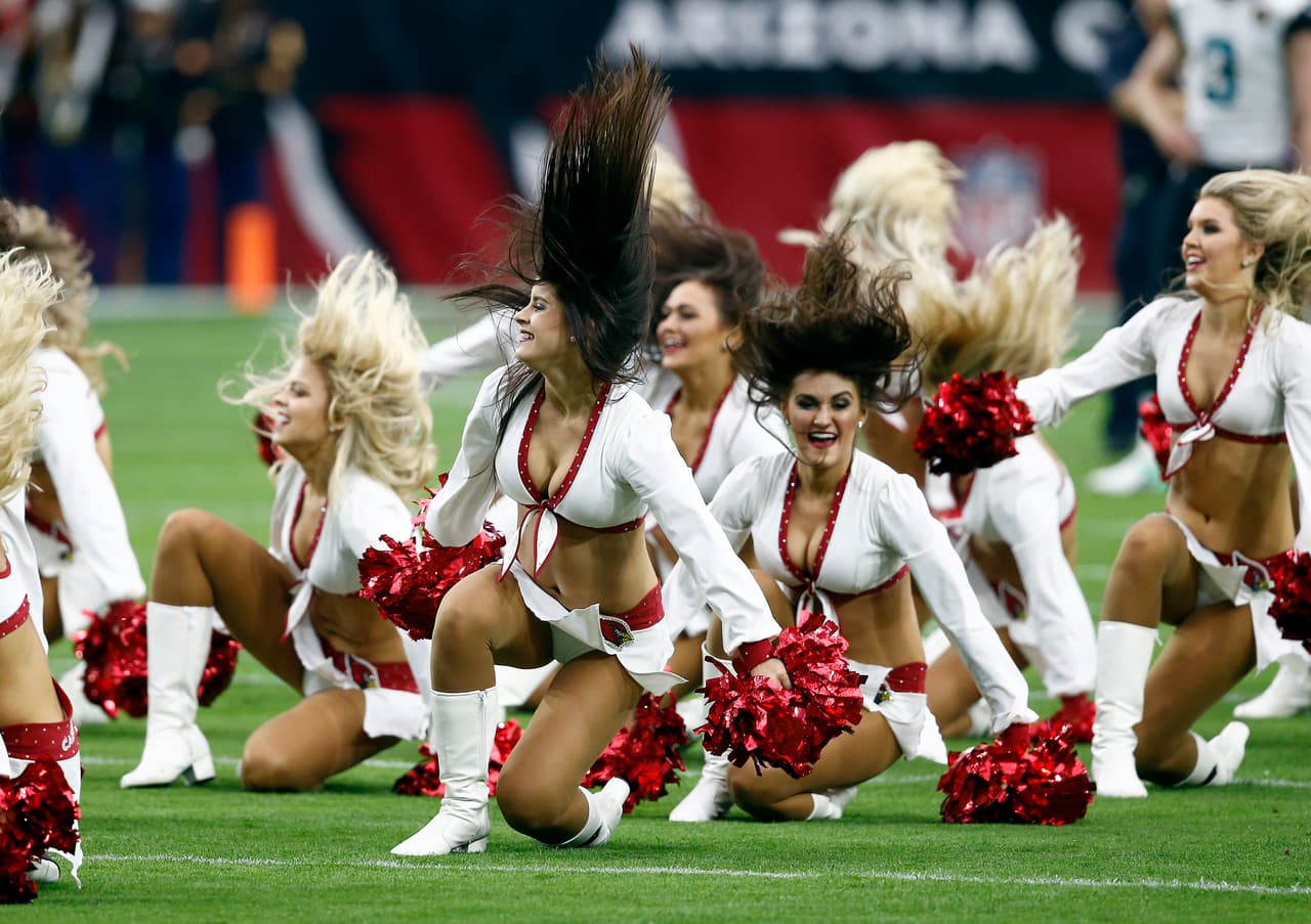 La Semana 12 de la NFL tuvo en la belleza y energía de las porristas en los estadios ese ingrediente perfecto para darle un color especial al fútbol americano estadounidense.