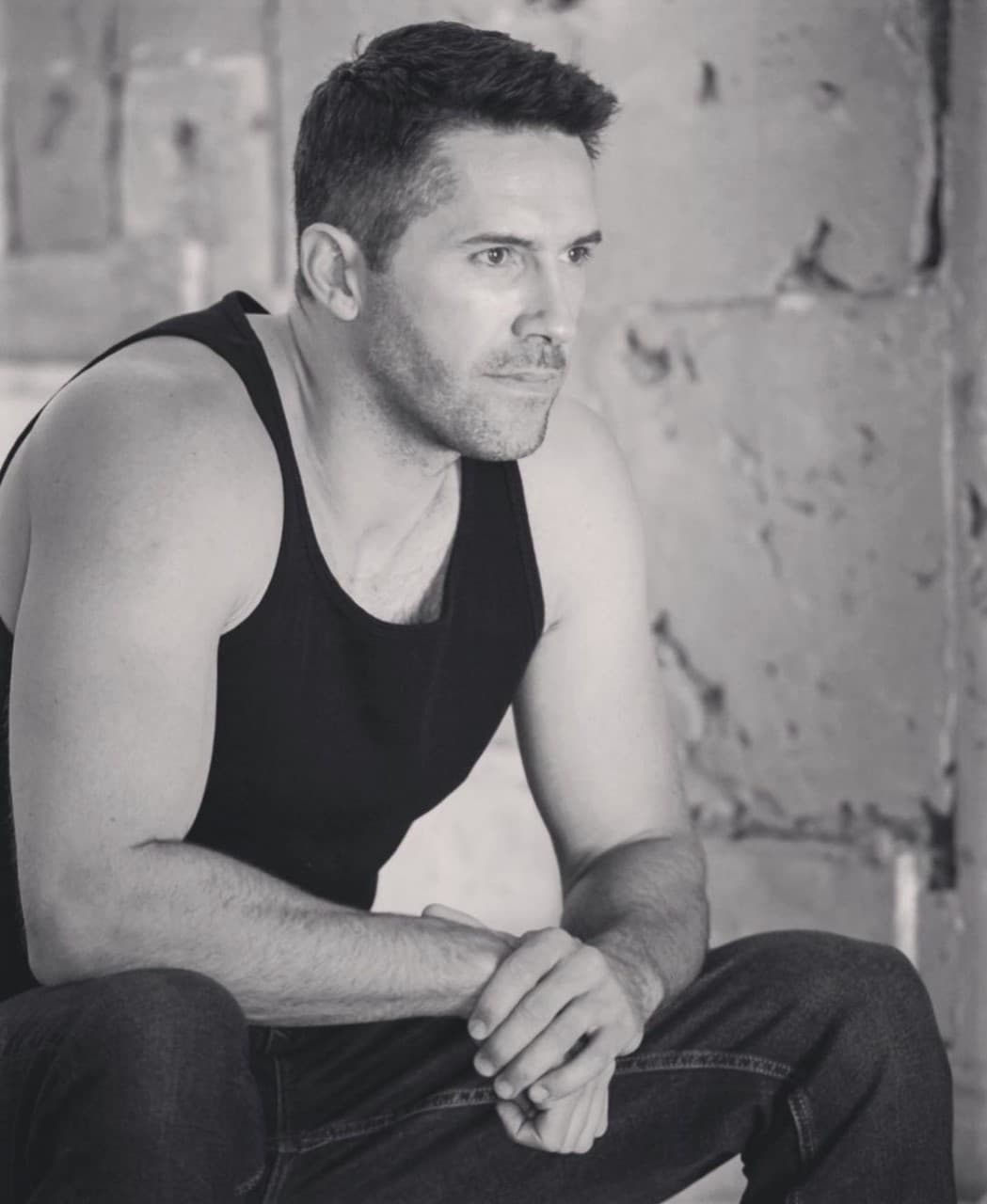 El maestro de ninjutsu, Casey, está de vuelta y en busca de venganza, después de que asesinaran a su esposa embarazada.
<br>