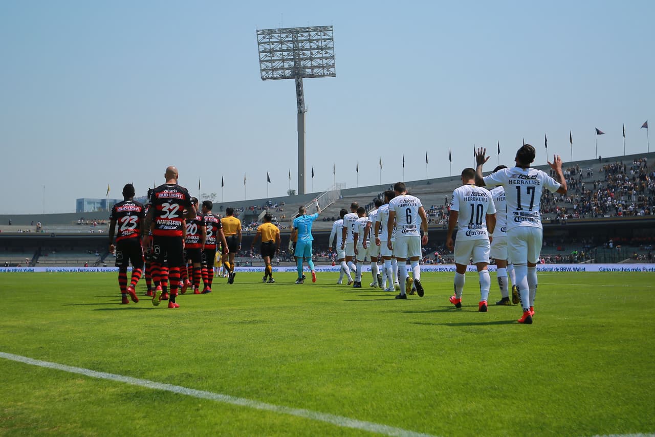 La jornada dominical del episodio 14 del 
<a href="https://www.univision.com/deportes/futbol/liga-mx/*">Clausura 2019</a> comenzó en Ciudad Universitaria.