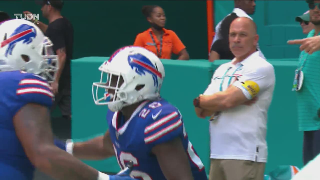 ¡Se escapó! D. Singletary consigue una anotación de 46 yardas