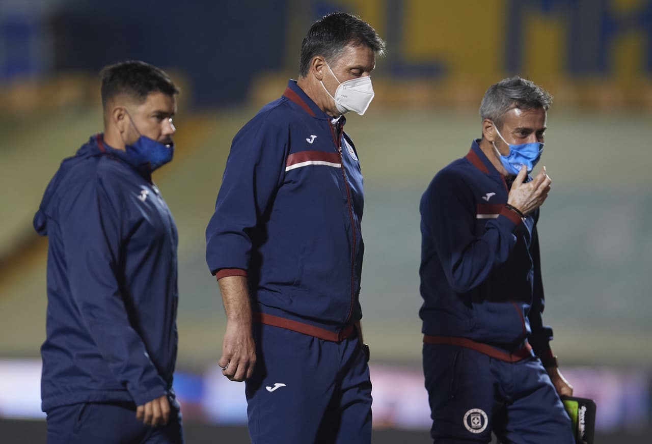 Siboldi se queda... para Concacaf, pero Cruz Azul planea cesarlo