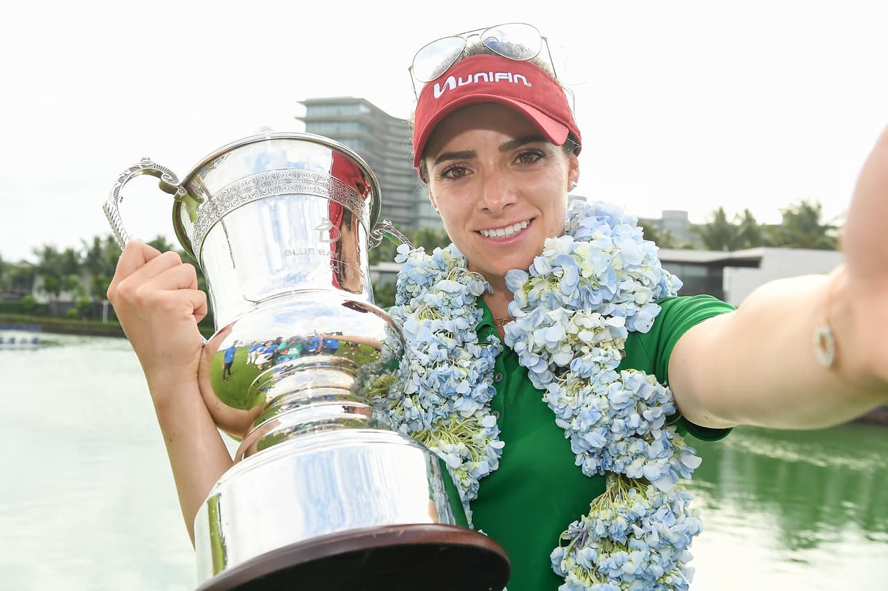 ¡Felicitaciones, Gaby! Un orgullo para todo el pueblo mexicano.