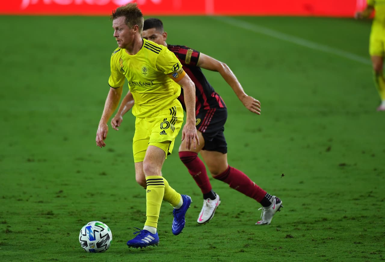 MEDIOCAMPISTA - Dax McCarty (Nashville SC)