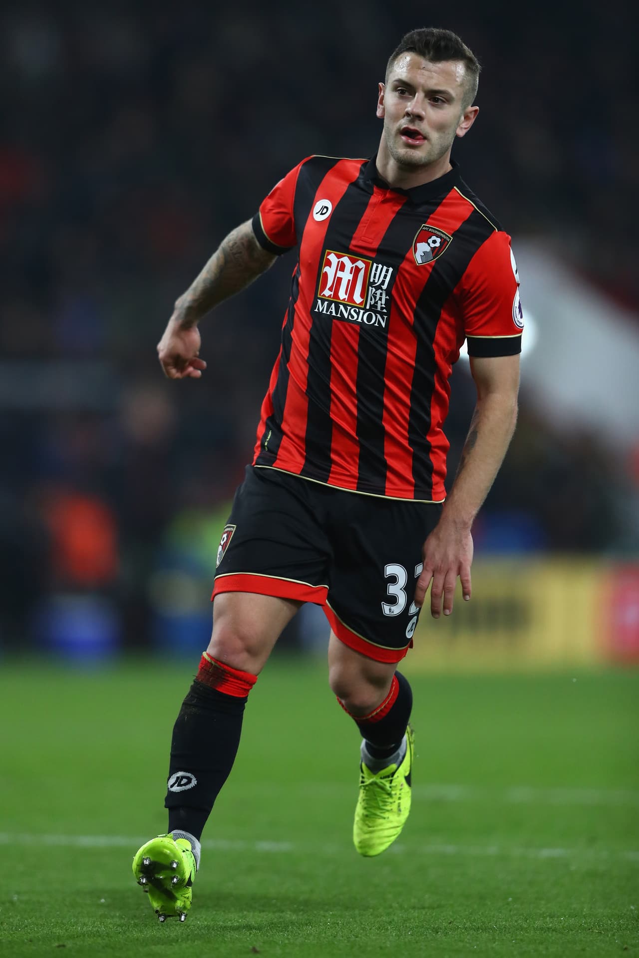 Jack Wilshere ha sido el debut más joven del Arsenal con 16 años y 256 días en el 2008. La prensa británica creía que Wilshere sería el 'Xavi Hernández' inglés y hoy juega en el AFC Bournemouth.