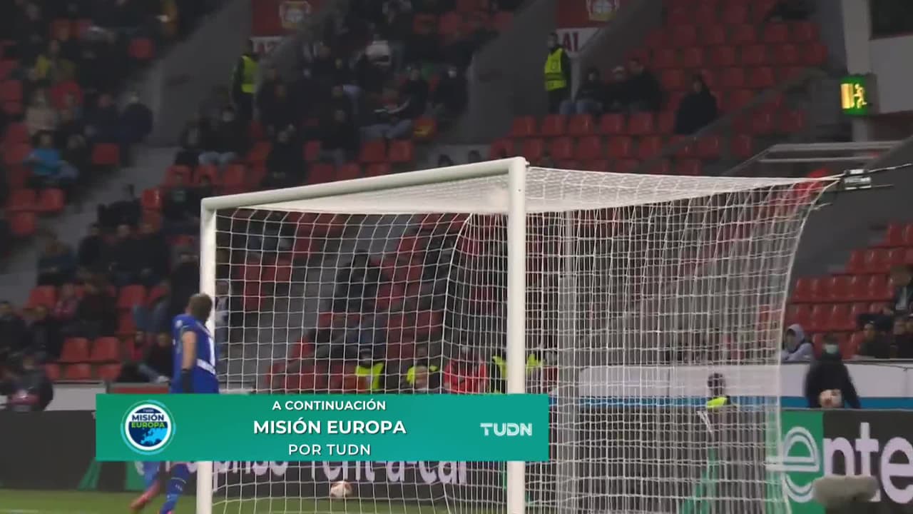 ¡GOL!  anota para Bayer 04 Leverkusen. Florian Wirtz