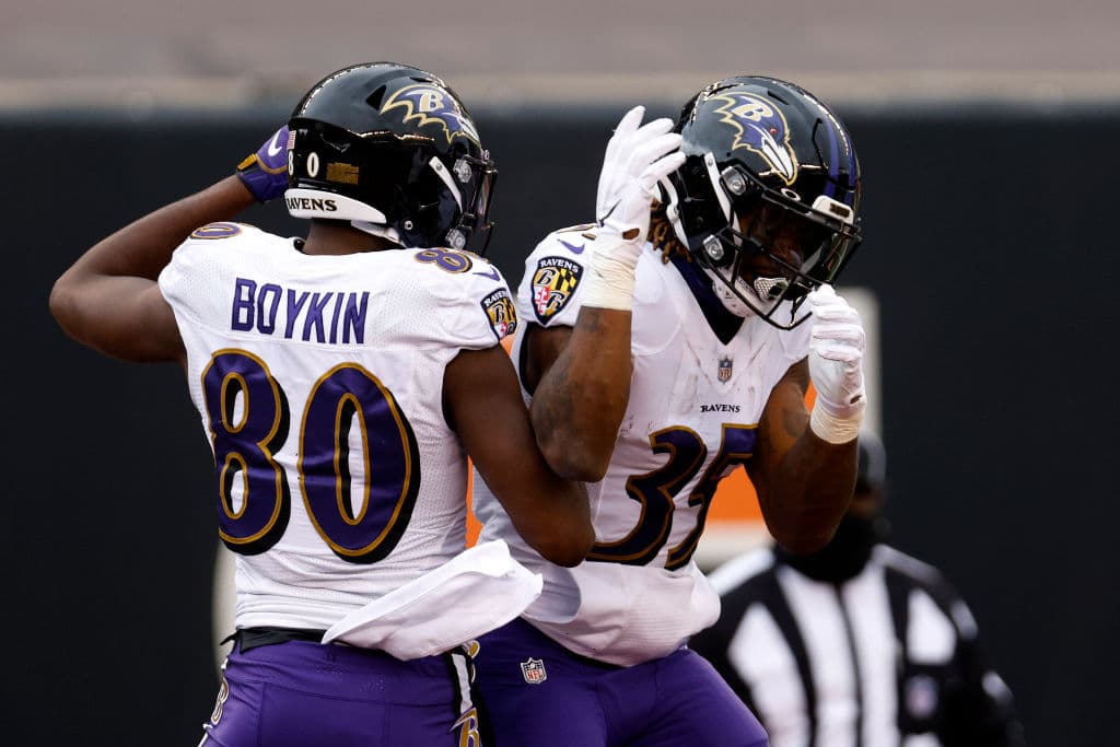 Así los Ravens amarran su pase a Playoffs y los Bengals se despiden de una desastrosa temporada.