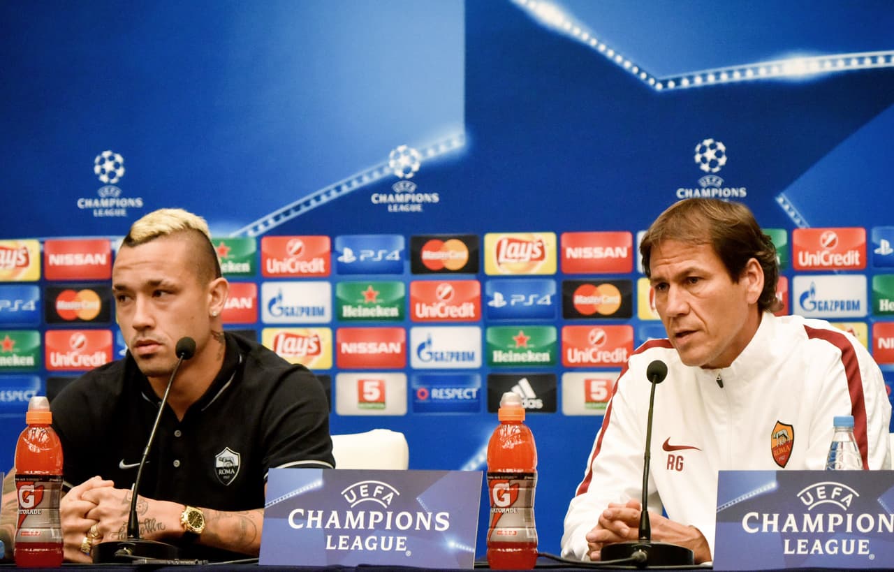 Pero echaron a Spalletti y pusieron al francés Rudi García, quien fichó a Radja Nainggolan y sentó a Bradley en 2013.