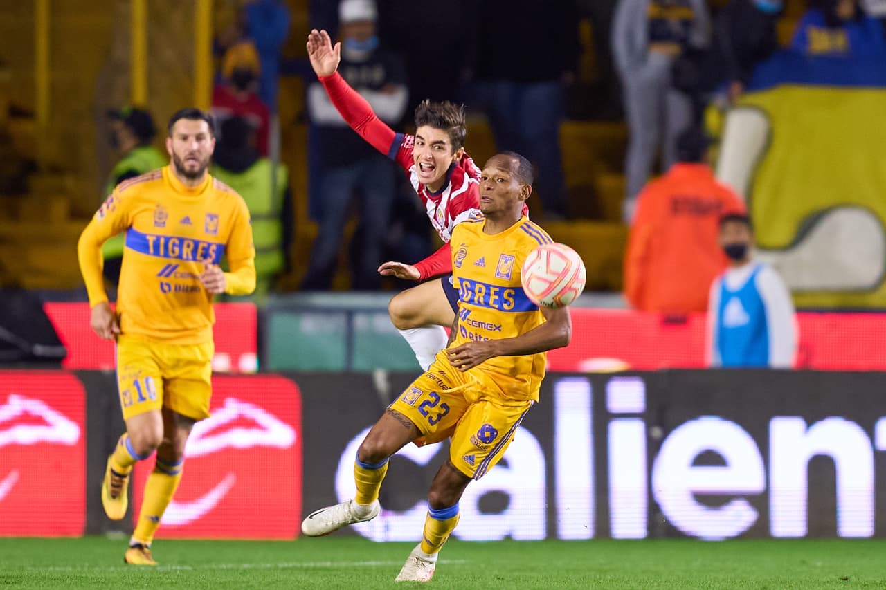 Chivas viene de atrás para pasar a la Final de la Copa por México mientras que Toluca y la Máquina no se hacen daño