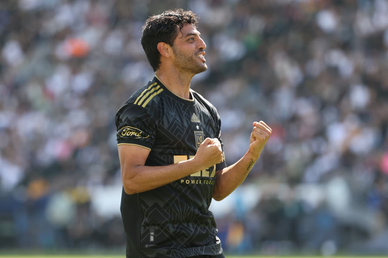Delantero - CARLOS VELA (LAFC)