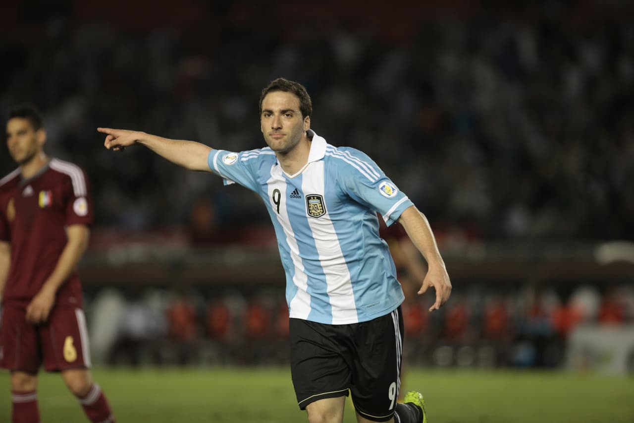 Después de ese juego, sólo han sumado un partido más, su segundo choque de la misma eliminatoria, ahora en suelo argentino, donde los locales se vengaron con una victoria de 3-0.