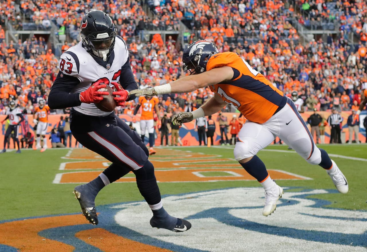 Los Texans inauguraro el marcador del partido con un pase de touchdown de 7 yardas en conexión de Deshaun Watson con Jordan Thomas para irse 7-0 adelante en el primer cuarto.
