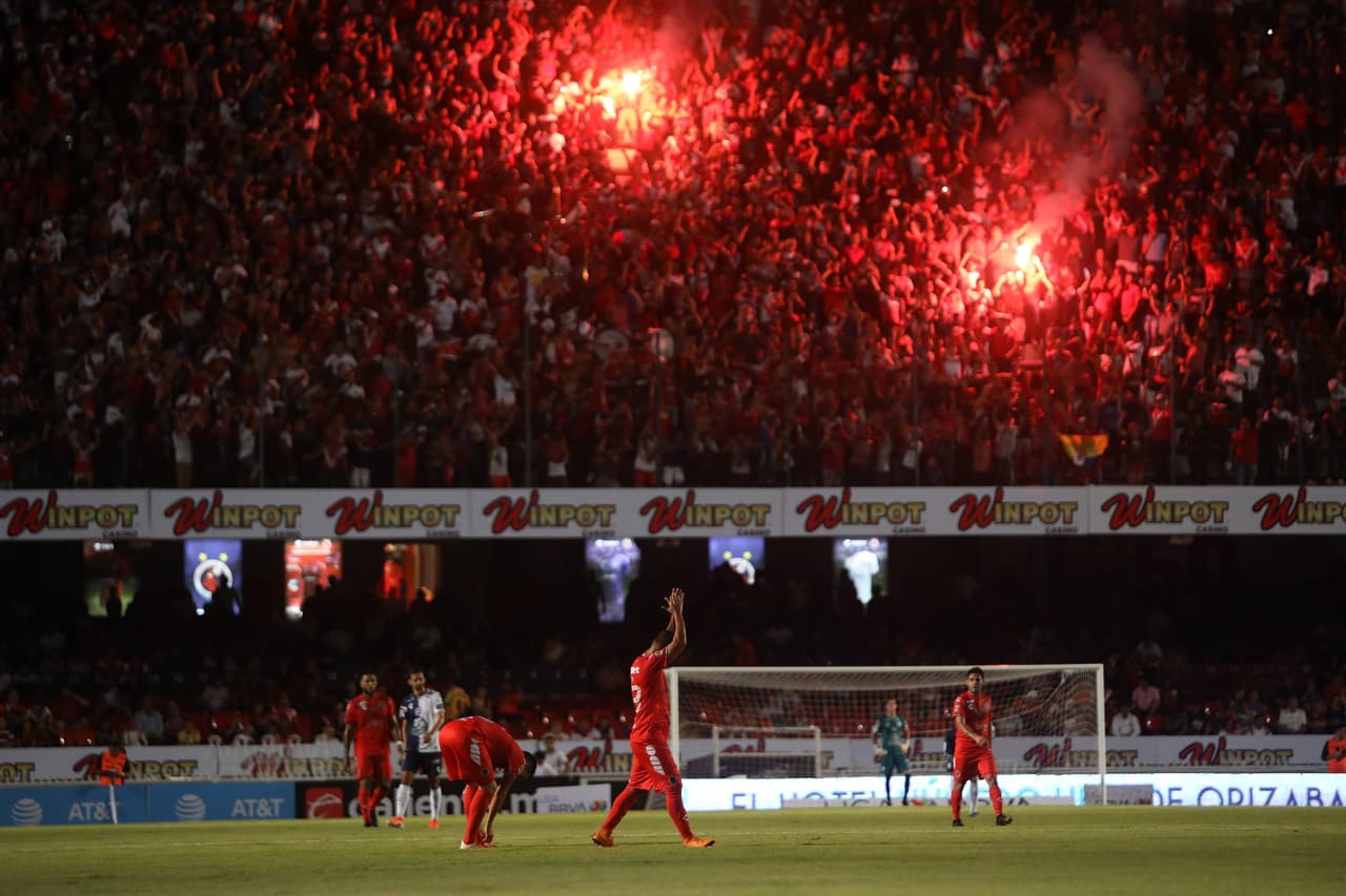La afición los recibió de gran forma