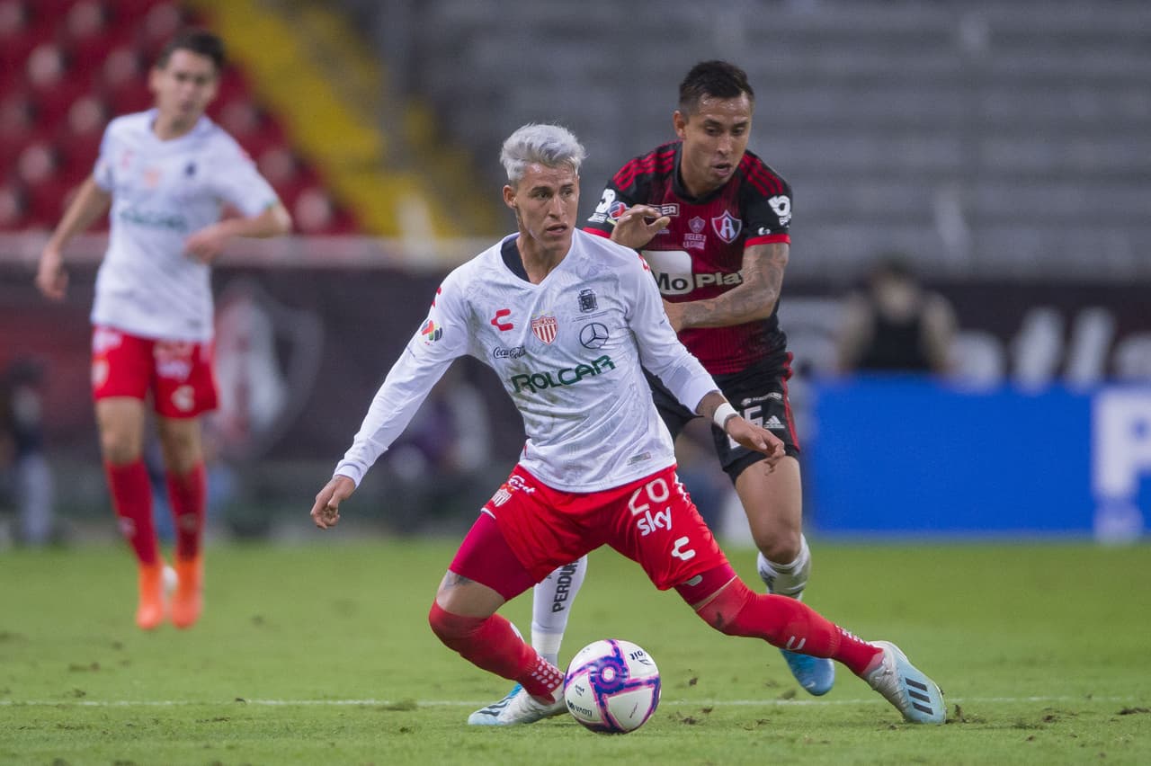 Con doblete de Mauro Quiroga, el Necaxa se impuso de visita al Atlas.