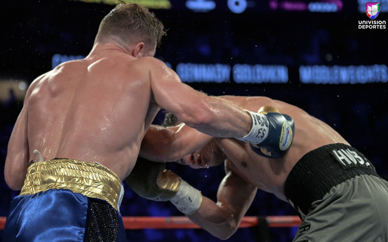 Saúl 'Canelo' Álvarez lanzó 233 jabs y conectó solamente 55, y 114 de 272 golpes de poder durante la contienda en la T-Mobile Arena de Las Vegas.