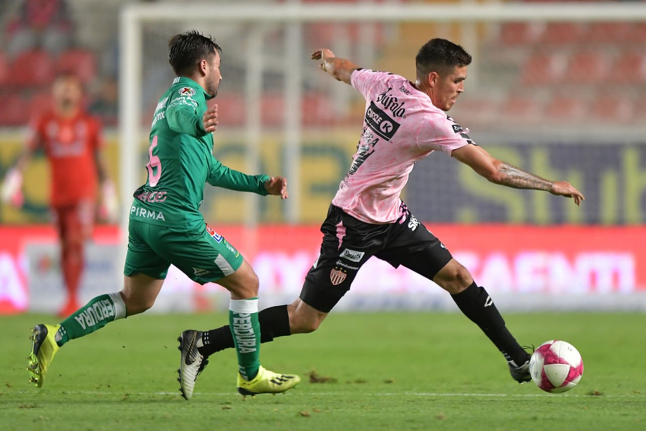 En la parte complementaria, Necaxa continuó con el mando del balón pero ya no fueron capaces de encontrar una vía e igualar el cotejo.
