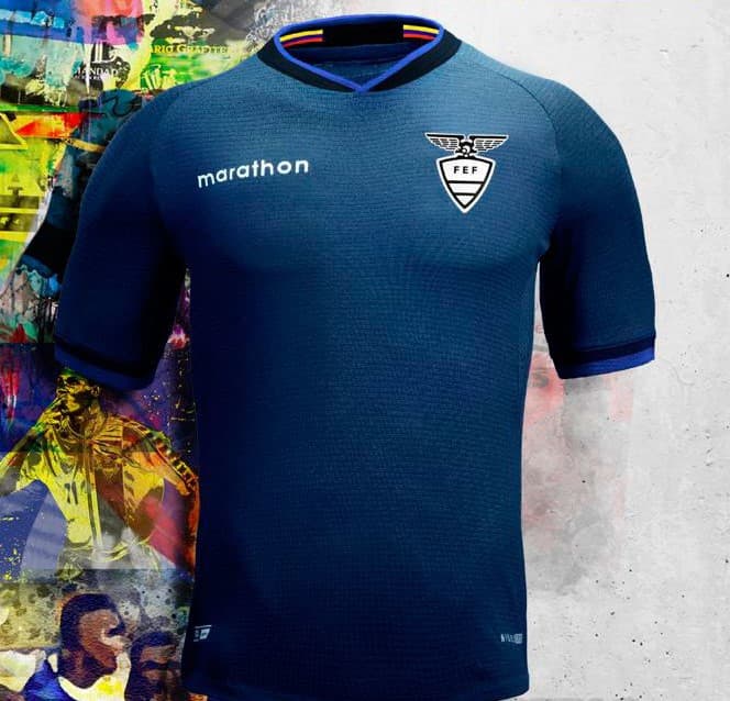 La selección de Ecuador ya tiene playera para estrenar en el Mundial Sub-20 de Polonia y en la Copa América de Brasil 2019. Su prenda titular cuenta con un gran rectángulo azul en el pecho que finaliza con un diseño de líneas en zig-zag. Por su parte, la novedad más grande será en la suplente con el escudo totalmente blanco sobre un azul oscuro.