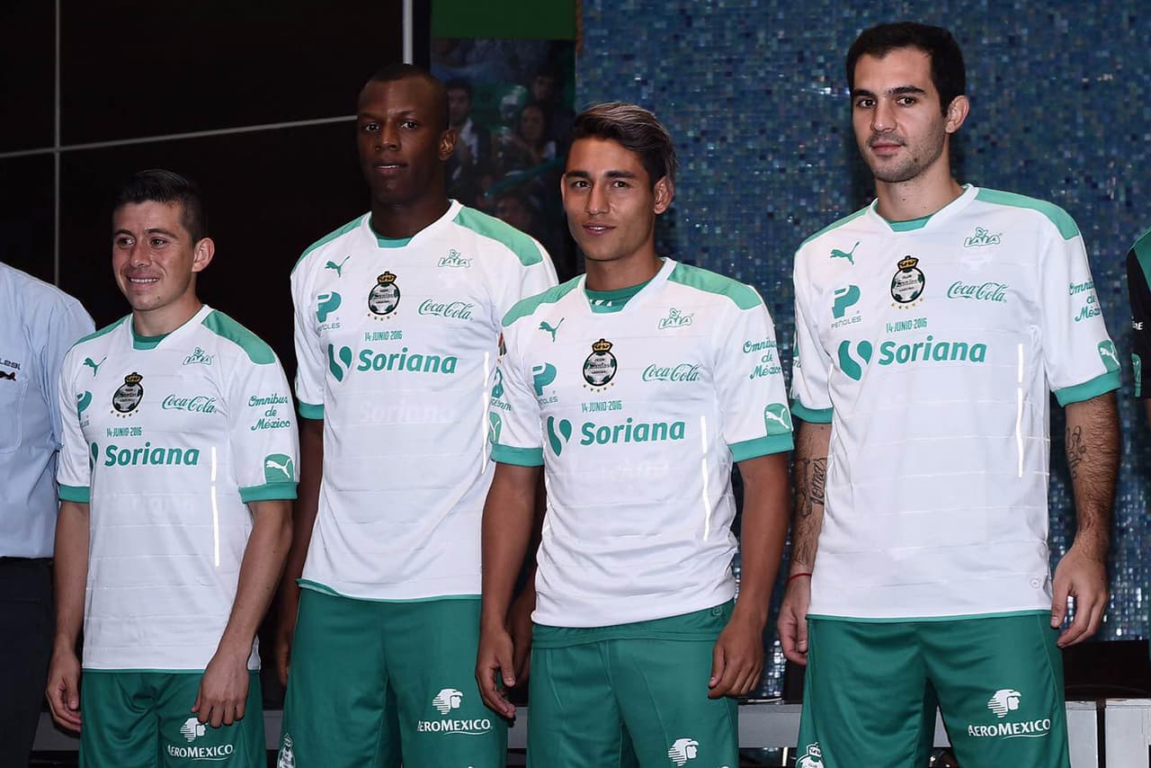 El delantero de Santos Laguna, Gael Sandoval, suena como posibilidad para el ataque del América en caso de que la opción de Avilés Hurtado no se concrete.