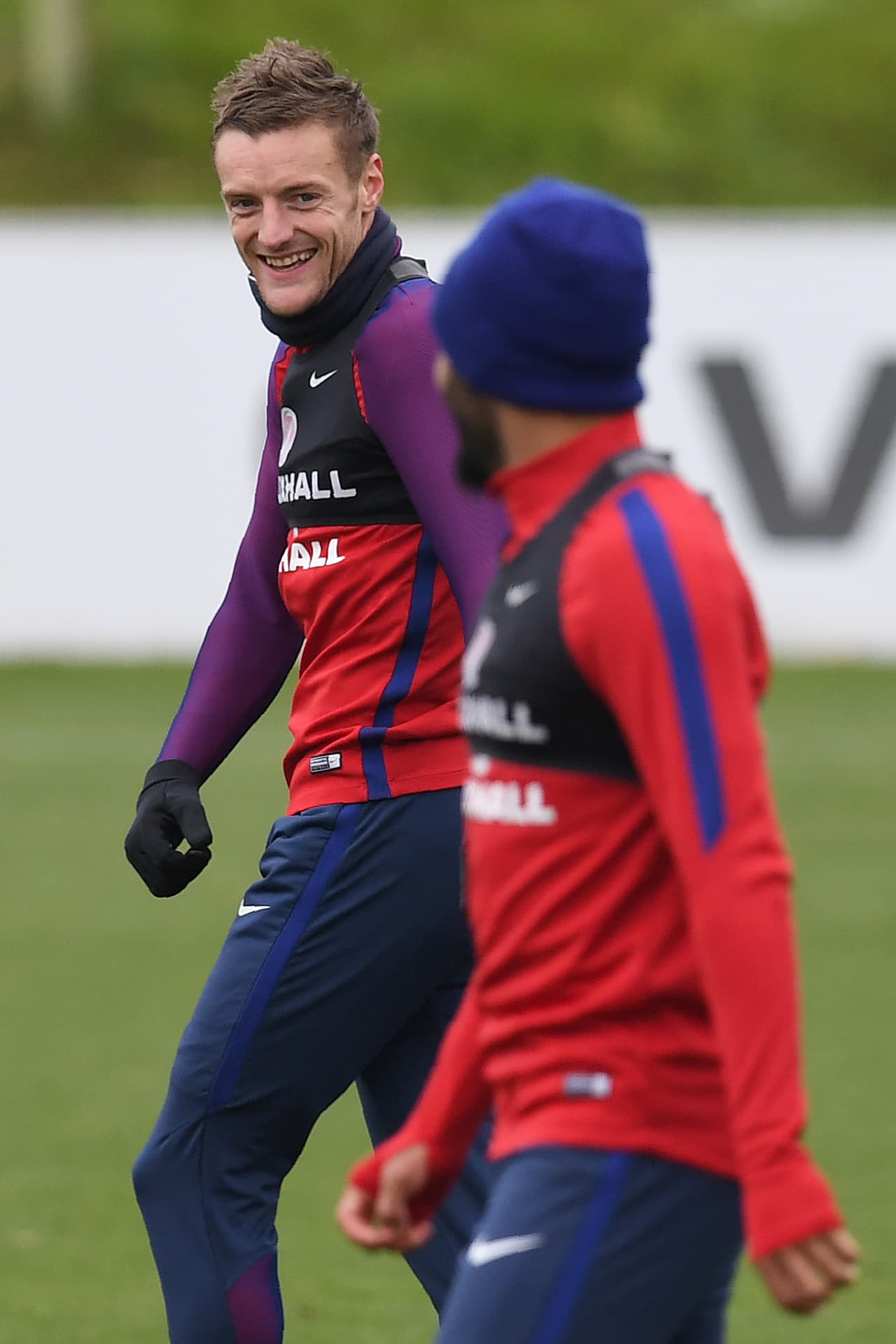 Si bien los ingleses se muestran tranquilos por estar invictos y líderes, con rivales como Lituania, Eslovaquia, Escocia, Eslovenia y Malta no solo se debe clasificar sino hacerlo de manera contundente.