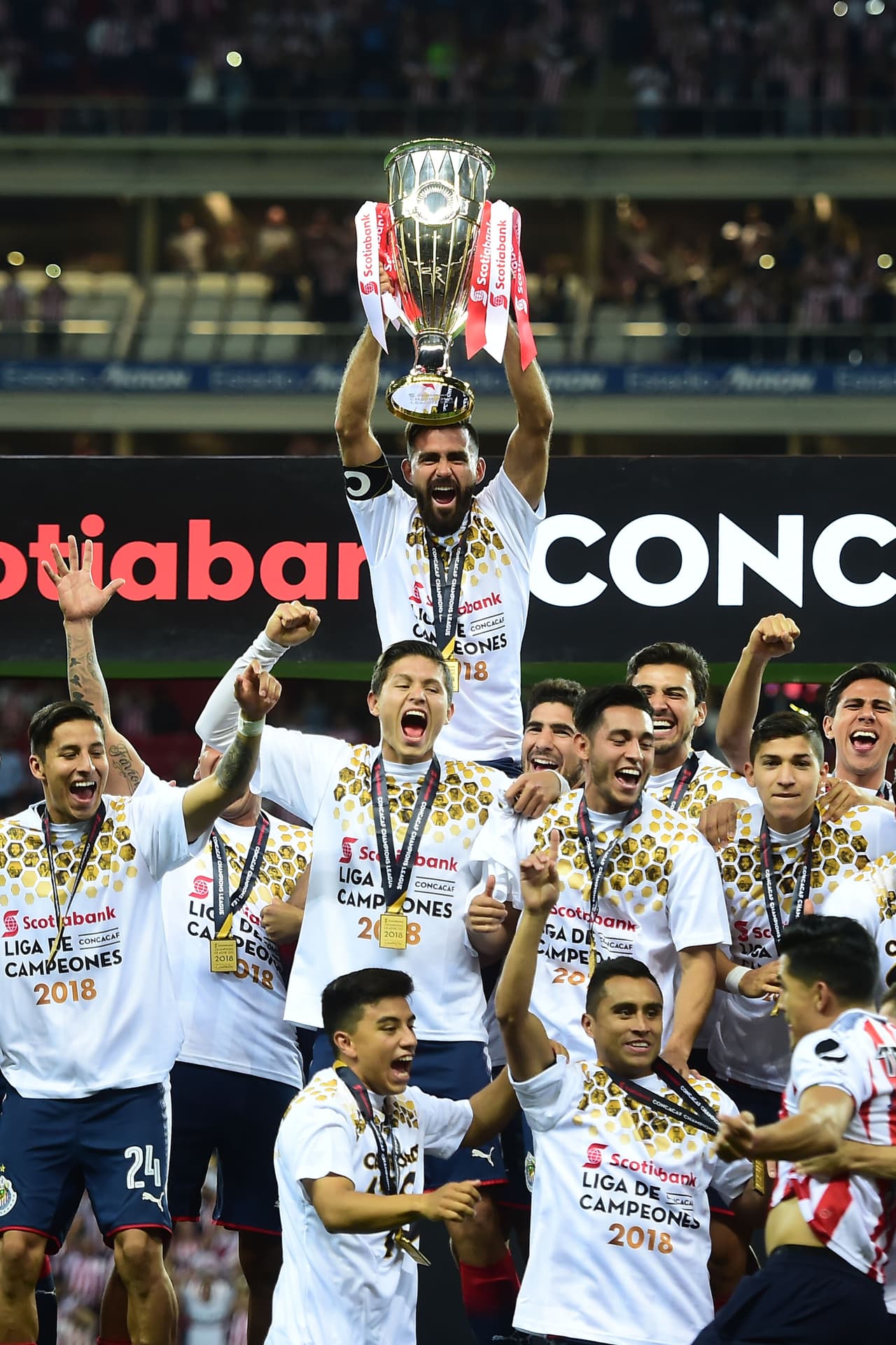De momento, Chivas es el primer equipo clasificado al Mundial de Clubes por una Confederación. Lo acompaña el Al-Ain como equipo anfitrión al ser campeón de la Liga del Golfo 2017/2018.