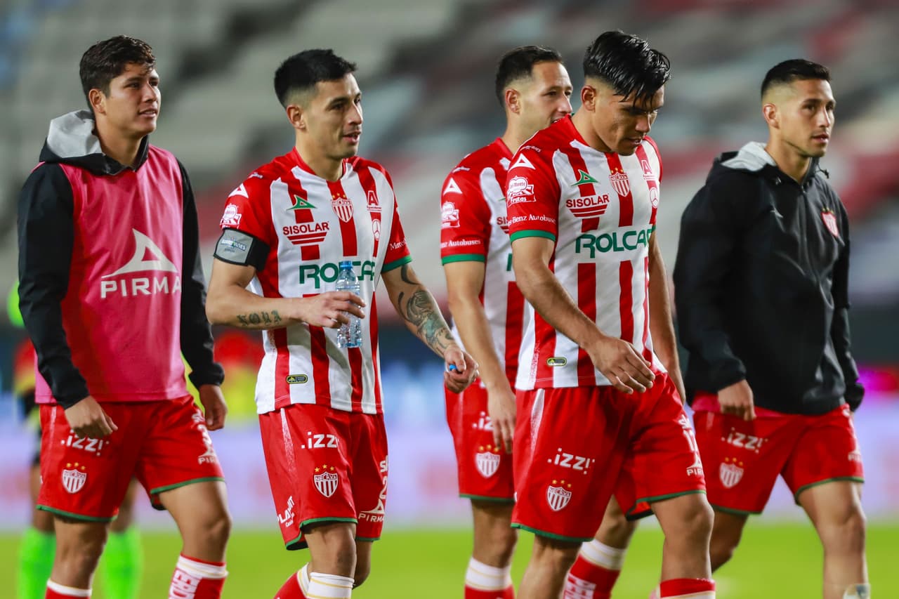 Necaxa sufre una sensible baja para enfrentar a Chivas
