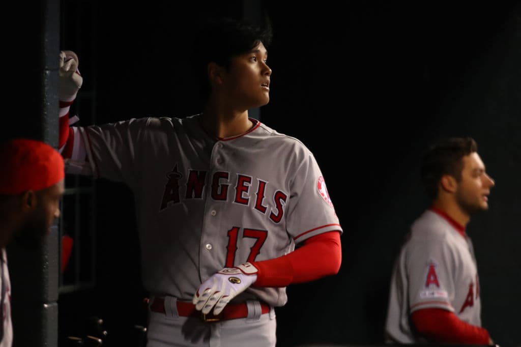 Durante su primer turno, Ohtani vio pasar el tercer strike. En el tercer inning, fue retirado con un roletazo que sin embargo ayudó a que Los Ángeles tomara una ventaja de 3-0.