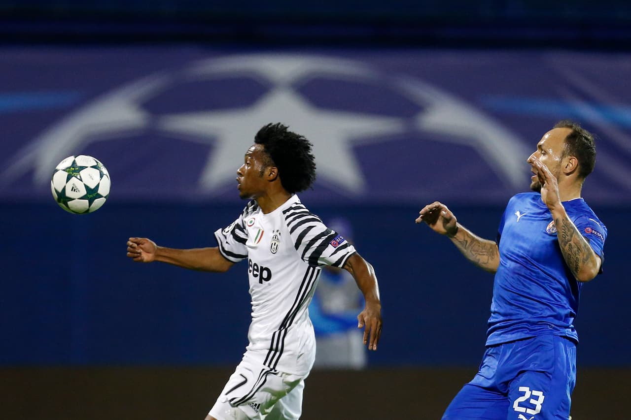 El colombiano Cuadrado no anotó pero fue generador de fútbol de Juventus.