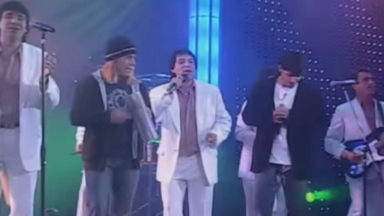 Si bien es mayor el talento del argentino en las canchas que en los escenarios, el éxito de ‘Los Leales’ ya suma millones de reproducciones en YouTube.