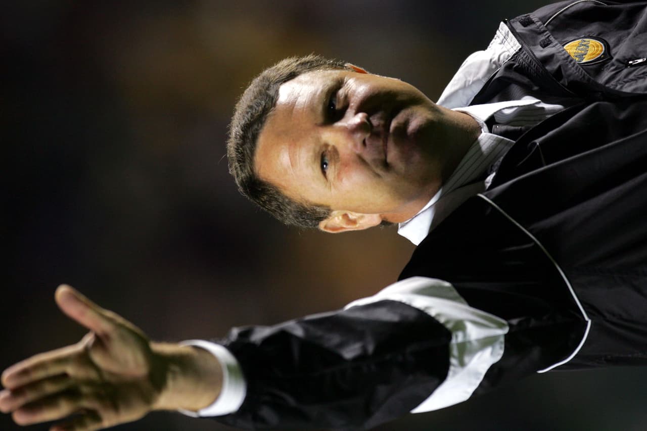 Steve Sampson - Asistente de la Selección de EE.UU junto a Bora Milutinovic en 1994, Sampson arrancó mal como DT del Galaxy, pero fue levantando al equipo que ganaría la U.S. Open Cup y la Copa MLS en el 2005.