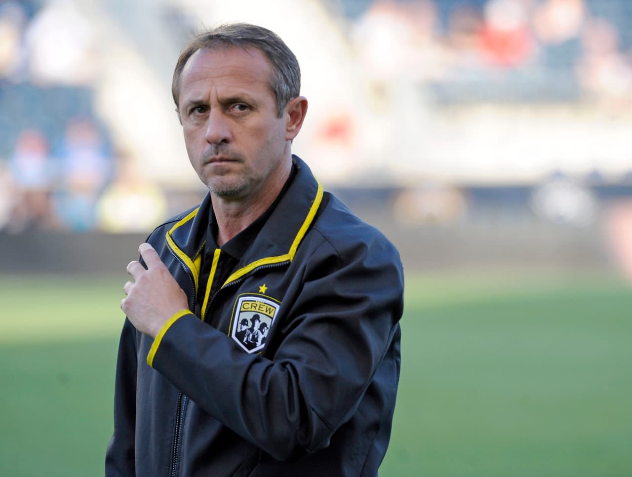 Robert Warzycha - Fue asistente técnico de Columbus Crew entre 2003-2008 hasta finalmente ganarse el puesto en el 2009, liderando al equipo a la mayoría de puntos y ganarse el Supporters Shield en su primer año.