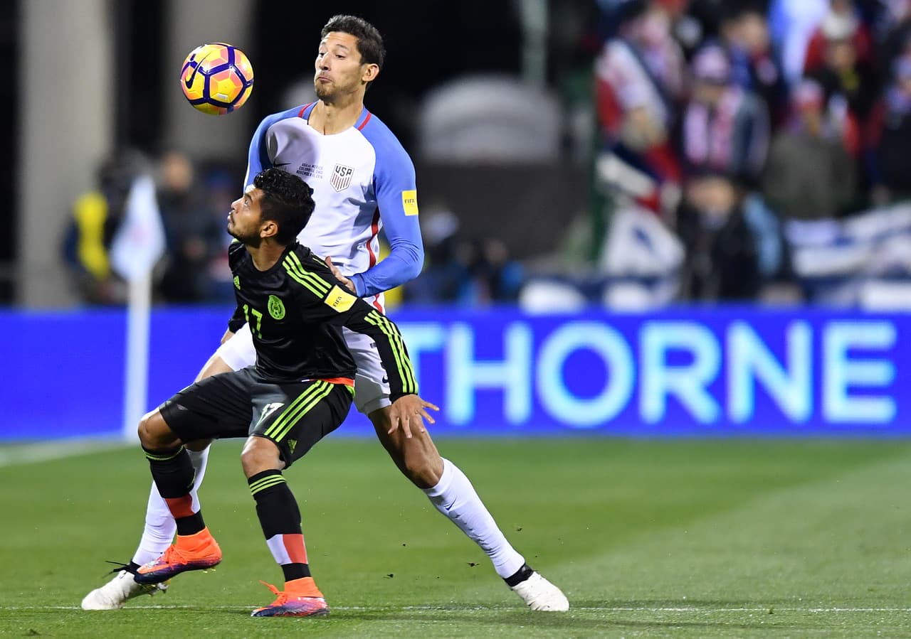Omar Gonzalez padeció a 'Tecatico' y apenas pudo contenerlo para evitar un daño peor, pero estuvo en el mismo nivel pobre de todo el equipo en el primer tiempo. Al segundo fue más regular, aunque el triunfo borra esa mejoría. Calificación: 5
