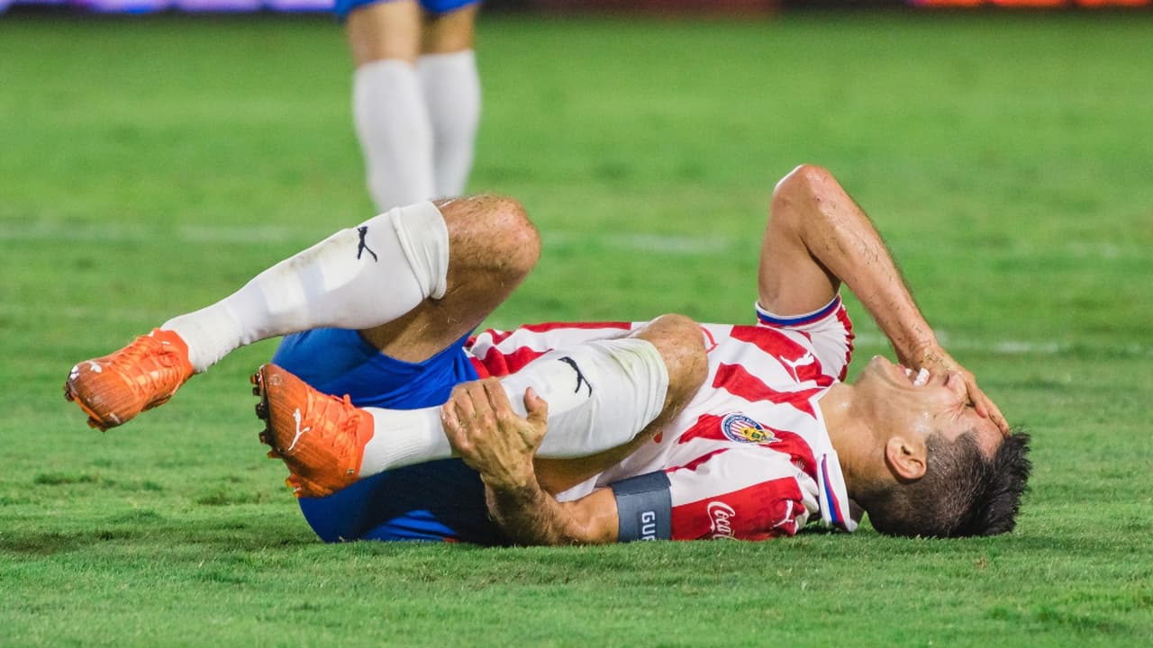 Chivas informa de sobrecarga de Jesús Molina