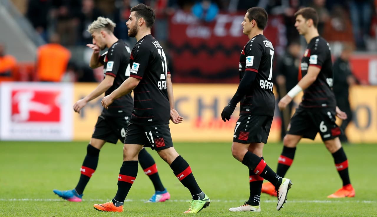 Tras los goles tempraneros, el Bayer Leverkusen no encontró reacción, pese a que sus jugadores buscaban mejorar su presentación.
