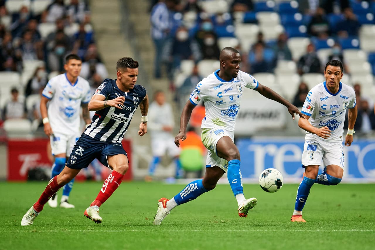 Aguirre pide darle mérito al arquero de Gallos Blancos tras empate