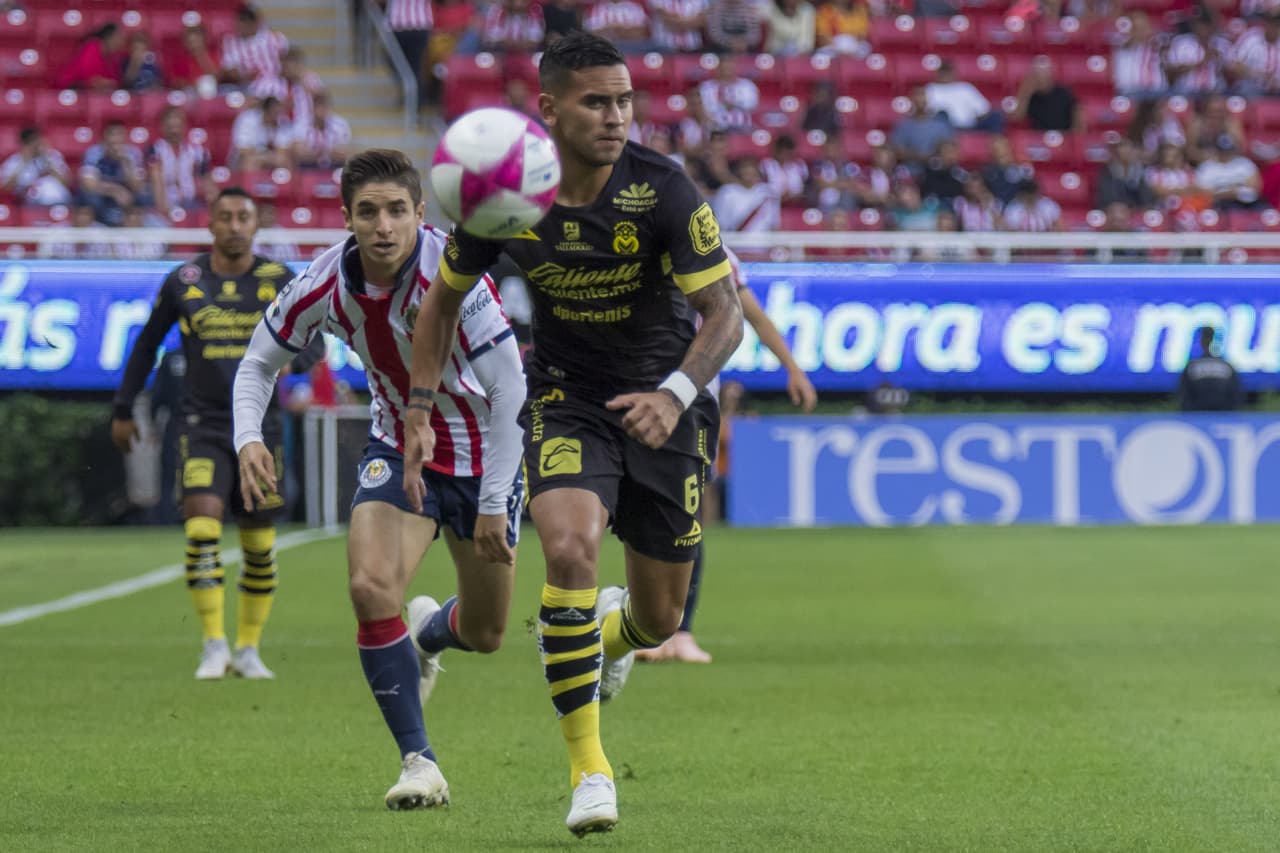 <b>Defensa:</b> Sebastián Vegas (Morelia, 11).