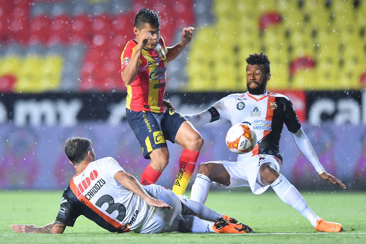 Más tarde Morelia recibió en su estadio a los Alebrijes de Oaxaca a los que superó por 2-0.
