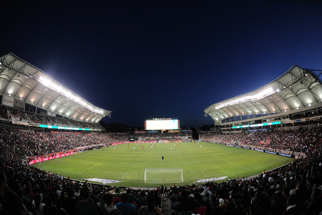 Real Salt Lake - Rio Tinto Stadium: Con 20.000 butacas y césped natural, este moderno estadio fue inaugurado el 9 de octubre de 2008. La inversión total fue de $115 millones y el 38% fue financiado con fondos públicos.
