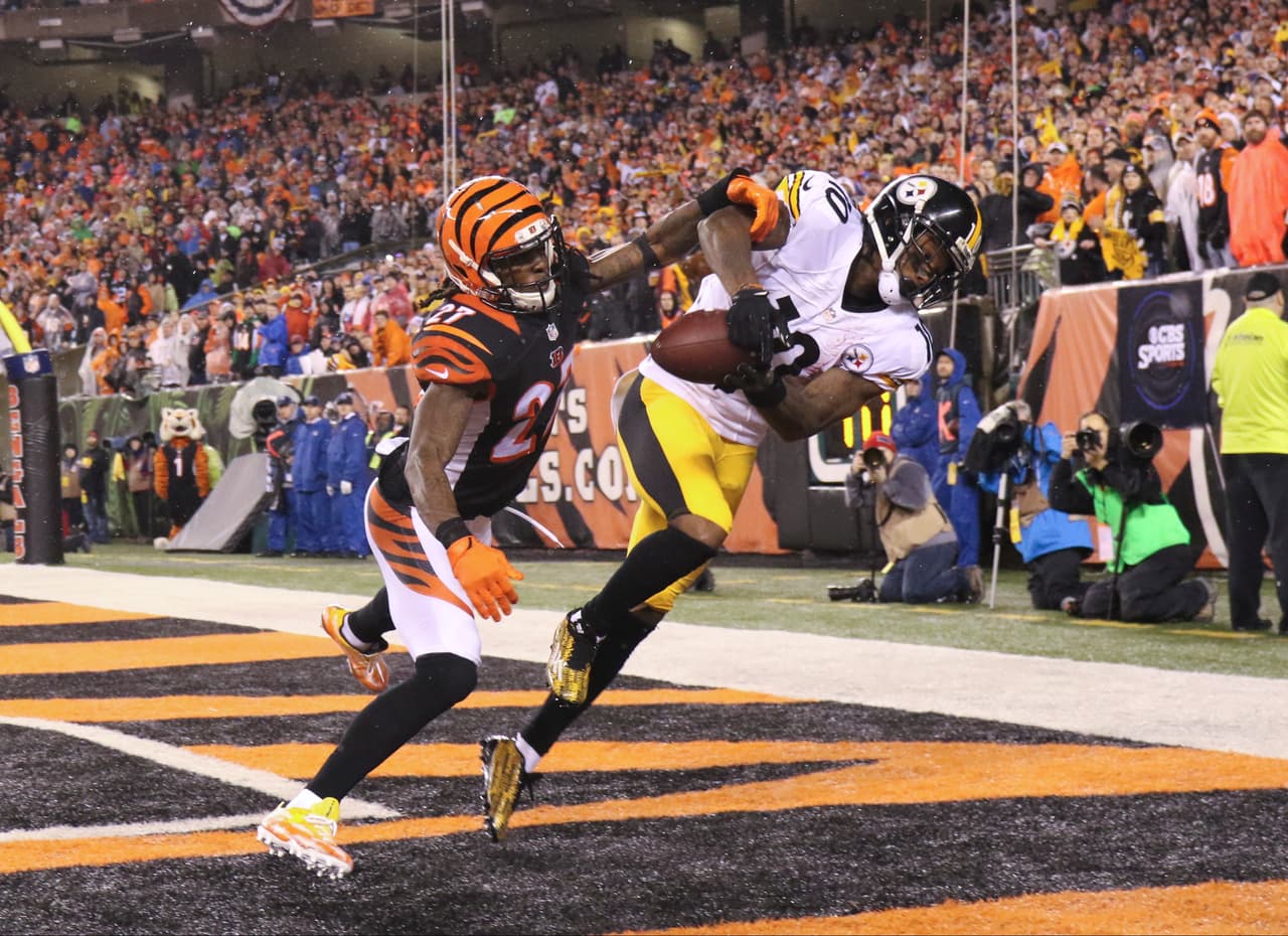 9 MARTAVIS BRYANT – Pittsburgh Steelers. Hizo la recepción más espectacular de la Ronda de Comodines, incluso podría considerarse de la temporada. Fue una de las 5 atrapadas en el partido, apenas 29 yardas pero será recordado por la recepción de touchdown.