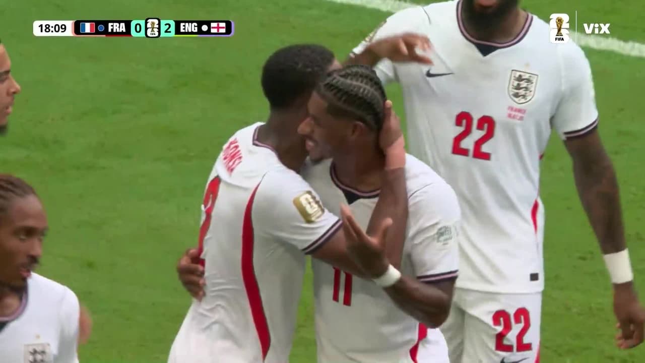 ¡Gol de Konsa! Inglaterra pega de cabeza y pone el 2-0