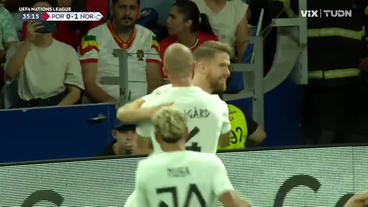 ¡Vaya Golazo! Kristoffer Ajer define de volea para el 0-1