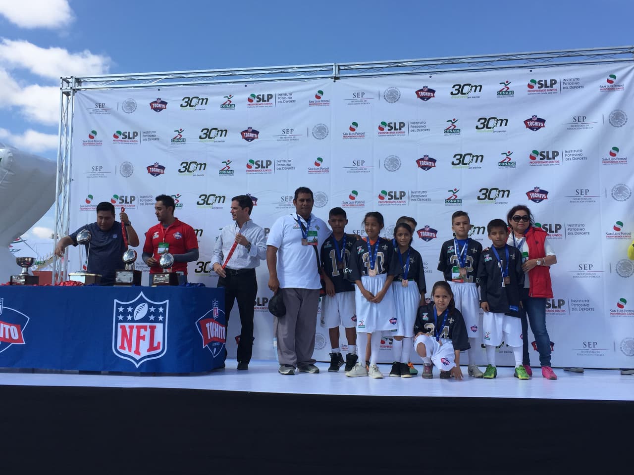 Con la participación de 18 equipos de 10 estados de la república, se llevó a cabo la final del Torneo Nacional NFL Tochito CONADE 2015, en el que se coronaron como campeones los Baltimore Ravens de Querétaro por un marcador de 51 – 45 contra Pittsburgh Steelers de Ciudad de México.