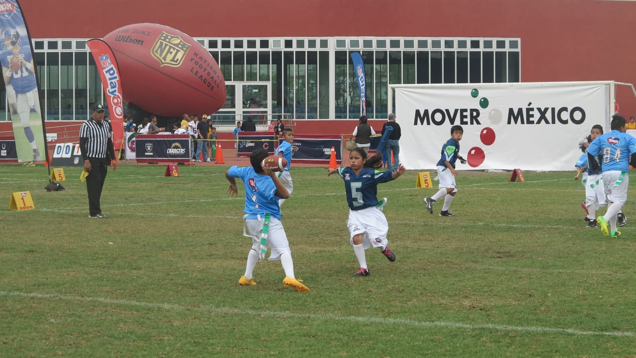 Con la participación de 18 equipos de 10 estados de la república, se llevó a cabo la final del Torneo Nacional NFL Tochito CONADE 2015, en el que se coronaron como campeones los Baltimore Ravens de Querétaro por un marcador de 51 – 45 contra Pittsburgh Steelers de Ciudad de México.