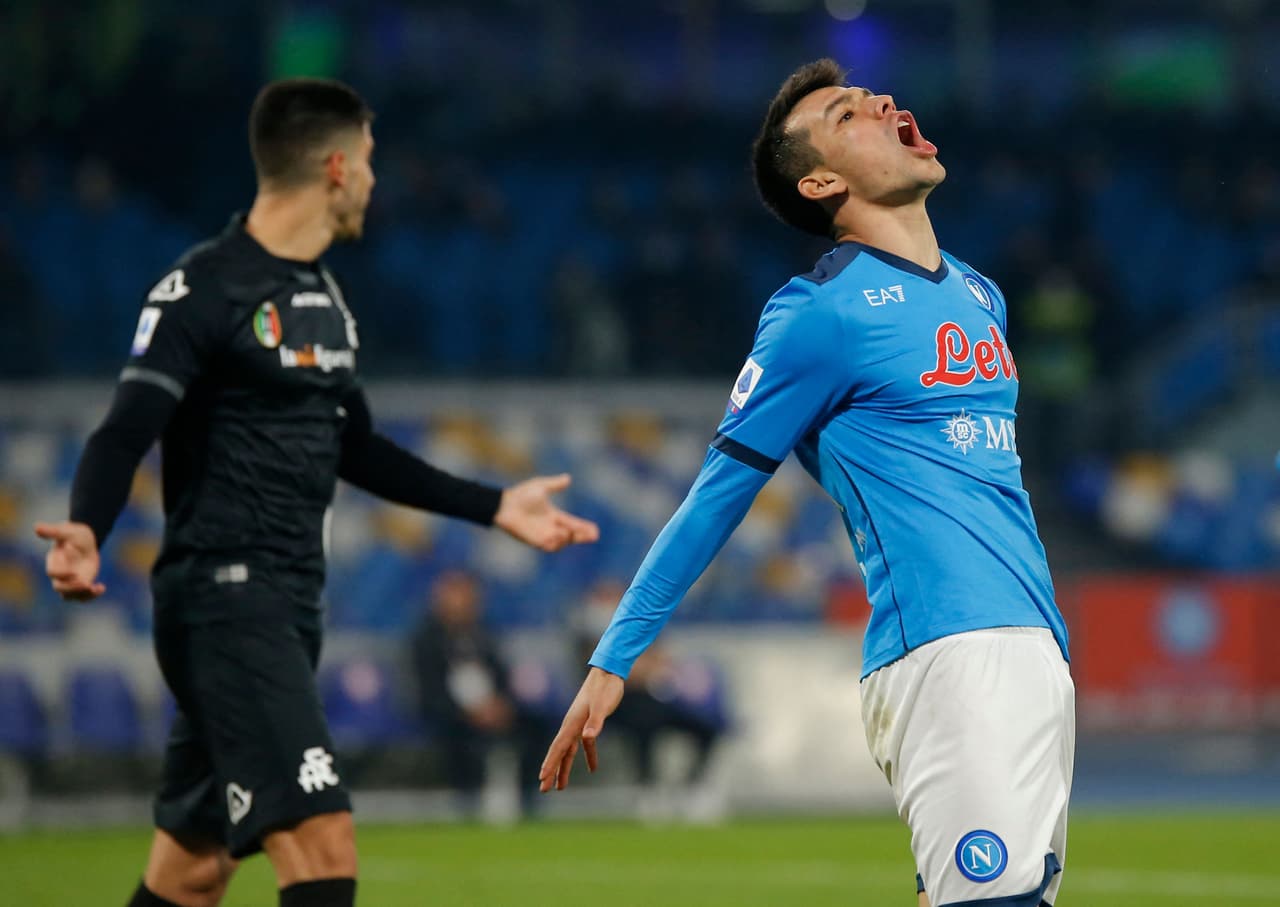 Destrozan en Italia a Hirving Lozano tras derrota del Napoli