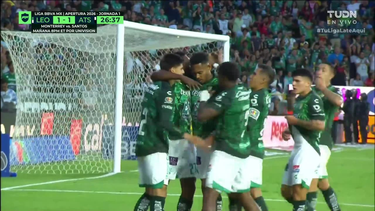 ¡Osote del Atlas! Cambindo aprovecha el regalo de Antonio Sánchez