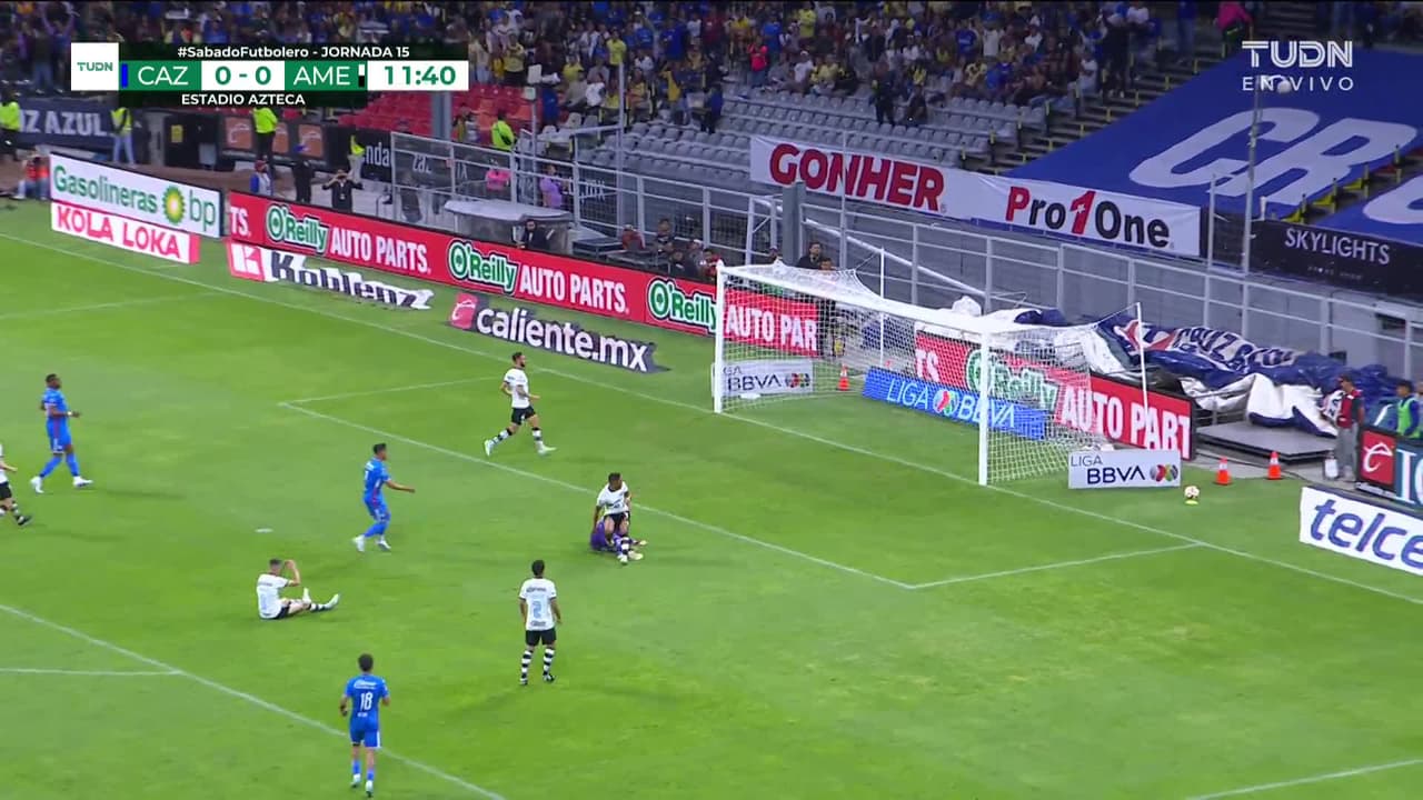 ¡GOOOL! Uriel Antuna anota para Cruz Azul.