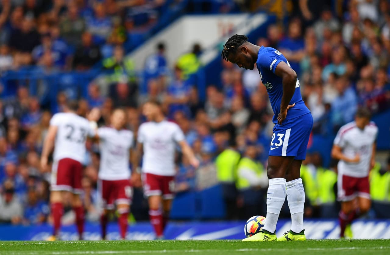 Chelsea se vio desconcertado en medio de una goleada que dejaba mal parado apenas en el primer tiempo al equipo azul.