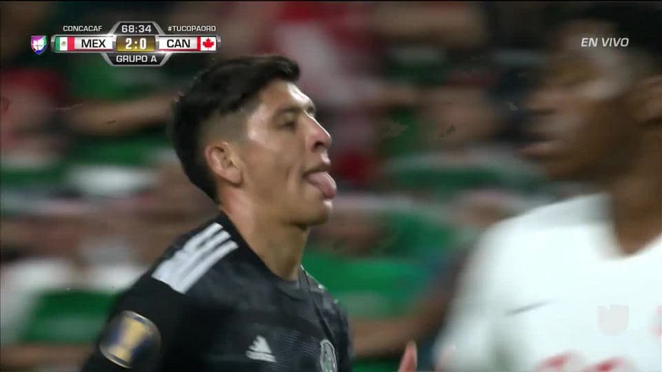 Tiro de esquina para Canada