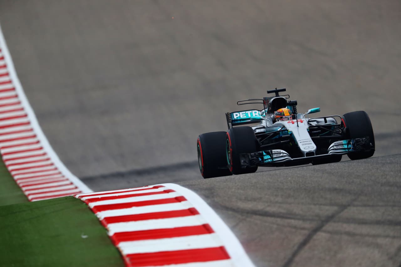 <b>Lewis Hamilton </b>(Mercedes) fue quien mejor tiempo logró en la primera práctica del Gran Premio de los Estados Unidos, parando el reloj en 1:36:335.