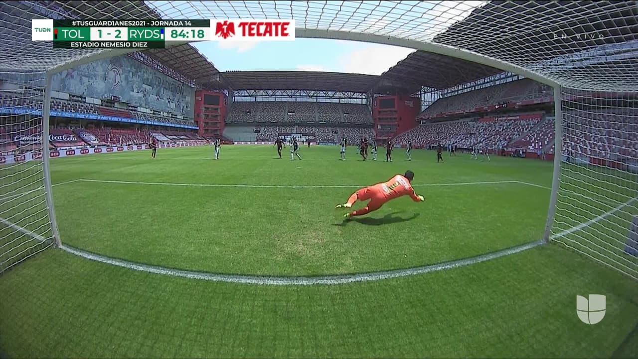 ¡TIRO ATAJADO! disparo por Alexis Canelo.