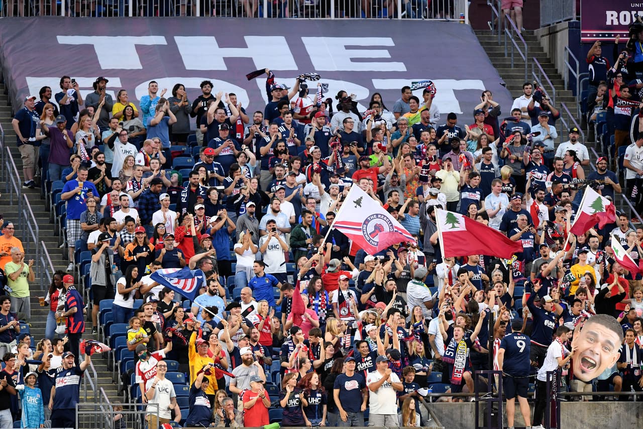 New England Revolution es el nuevo líder de la clasificación general de la MLS, y su público lo celebró por todo lo alto.
<br>