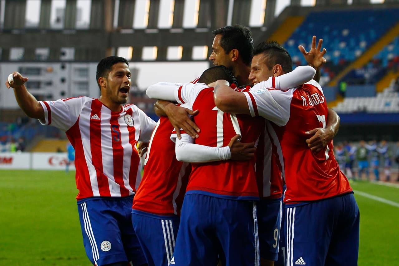 Al principio de la segunda mitad, un tanto anulado a Cáceres por un claro fuera de lugar fue lo más emocinante.